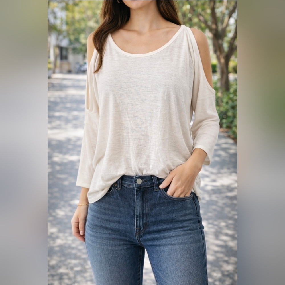 Abercrombie White Cold Shoulder Top
